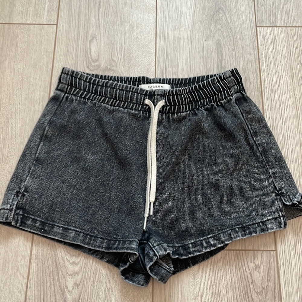 Pacsun black jean short shorts